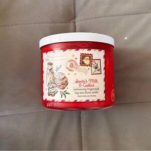 2 Bath & Body Works Candles